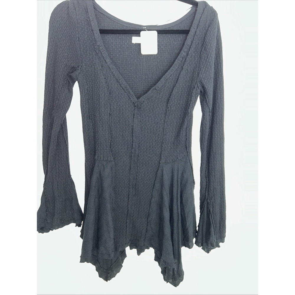We Are Free Long Flared V-Neck Layered Black Top XL NWT